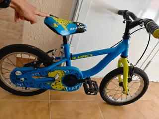 Bicicleta infantil B-Pro azul y amarilla