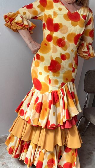 Traje de flamenca con volantes