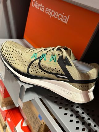 Nike React Pegasus Trail 4 Beige/Verde