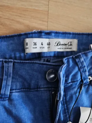 Pantalones vaqueros pitillo elásticos Denim Co tal