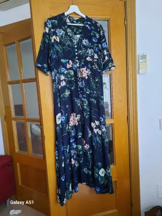 Vestido largo estampado floral