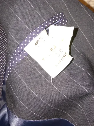 Completo elegante uomo righe