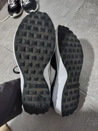 Zapatillas Nike Negras y Blancas