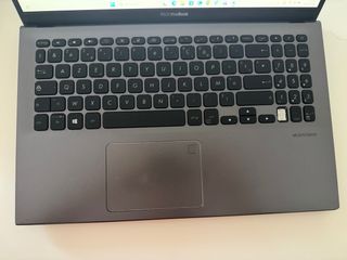 PORTATIL ASUS i7 1TB SSD MUY RAPIDO 299€NEGOCIABLE