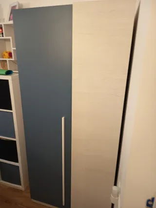 Cama nido + armario madera y metal