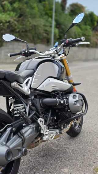 BMW R 1200 NineT Negra/Plata