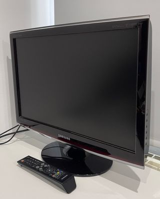 Monitor Samsung SyncMaster T220HD