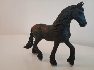 Caballo negro Schleich
