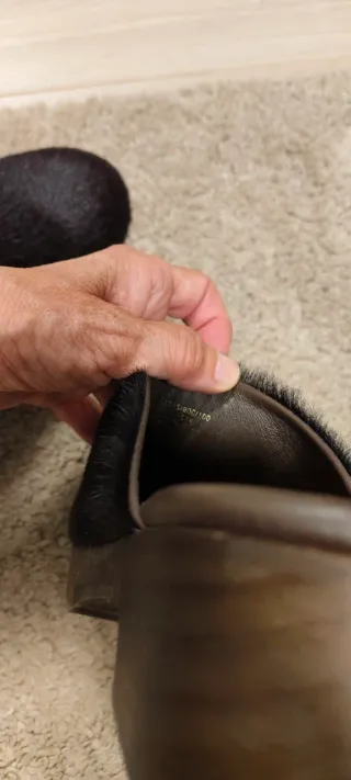 Zuecos pelo potro Zara Home marrones