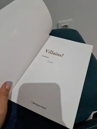 VILLAINS 4§ESO BAR