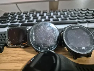 Lote 6 relojes Garmin y Apple Watch