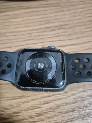 Lote 6 relojes Garmin y Apple Watch