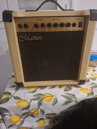 Amplificador Guitarra Vester Maniac 2 Channel