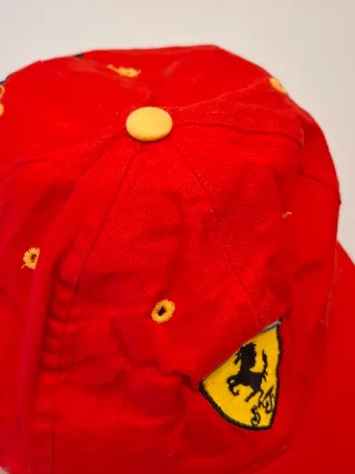 Cappellino Ferrari Vintage Rosso