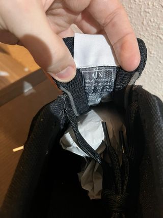 Zapatillas Armani Exchange AX Negras y Blancas