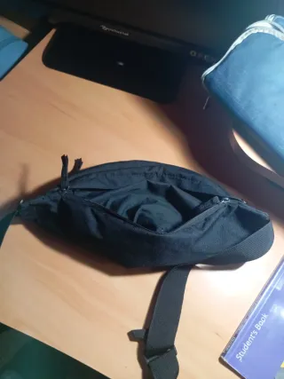 Riñonera Nike Negra
