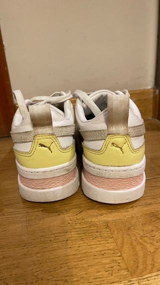 Zapatillas Puma Carina Street Blancas y Rosas