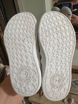 Lote 6 pares de Sandalias Talla 24. Ganga. Calidad