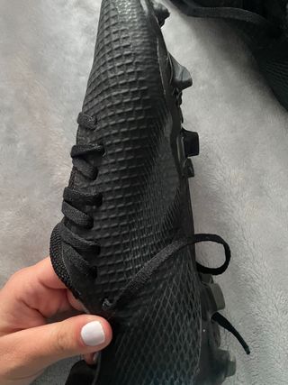 Botas de fútbol Adidas césped