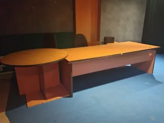 OFERTAS Escritorios grandes con silla de oficina a