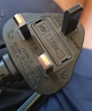 Cable de alimentación UK