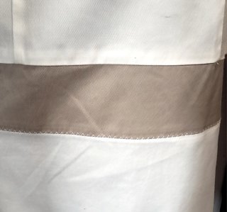 Abito estivo bianco e beige