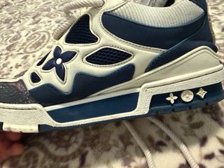 Louis Vuitton Sneakers Beige/Blu