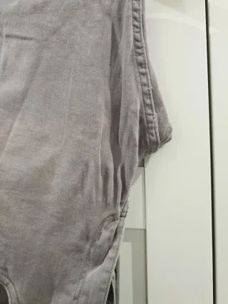 Pantalón vaquero gris recto