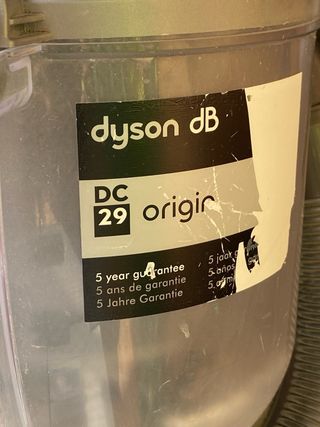 Aspiradora Dyson C29 con accesorios