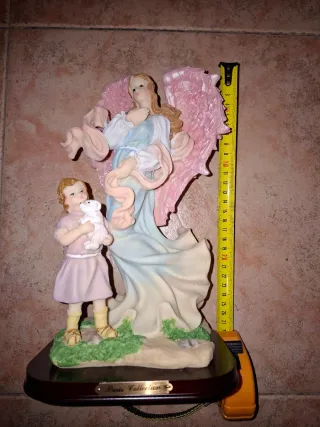 Figura Ángel de la Guarda con Niña