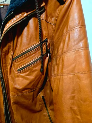 Cazadora Cuero Capucha Talla L