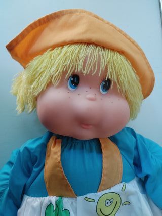 Muñeco Famosa Musical S-4-93,funciona,leer descrip