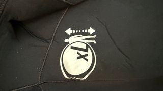 Traje de pesca submarina de neopreno nuevo
