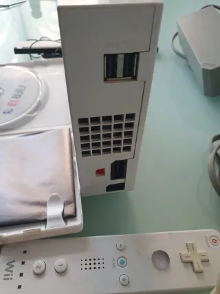 Consola Nintendo Wii Blanca + Accesorios