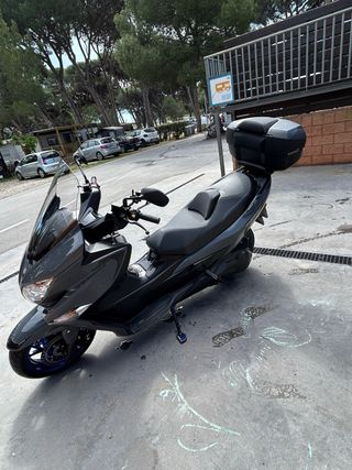 Suzuki Burgman 400 - 2022