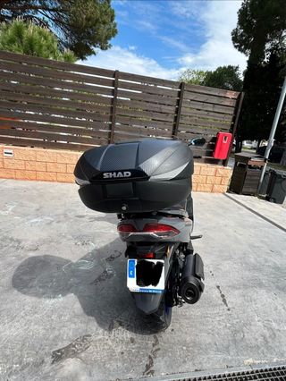 Suzuki Burgman 400 - 2022