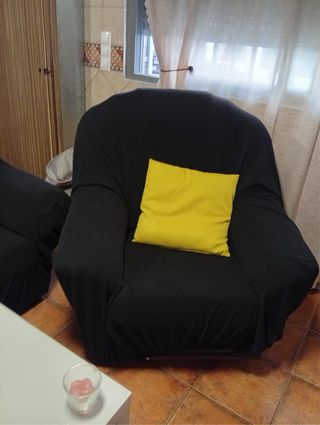 Sofá y sillón negro