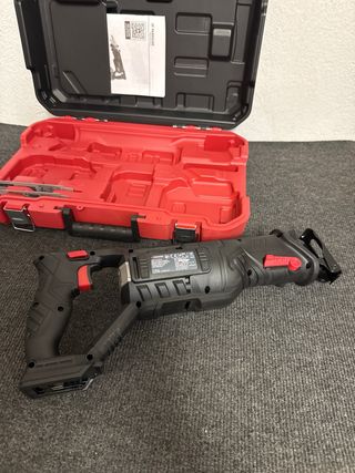 Sierra de sable Parkside 20V (sin cargador)