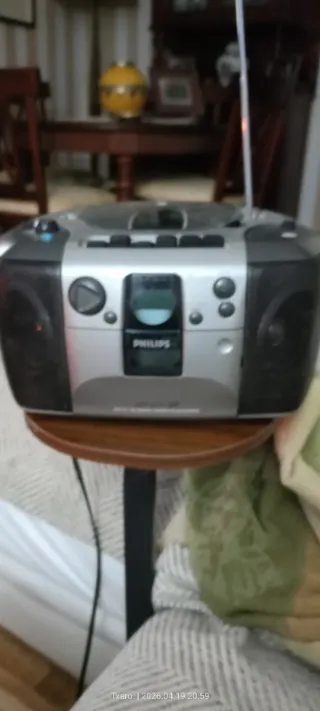 Radio CD Cassette Philips Funciona