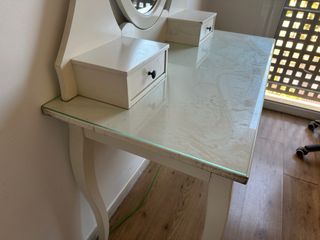 Tocador IKEA Hemnes blanco con espejo
