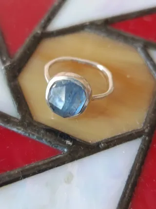 Anillo cóctel piedra azul y plata