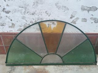 Medios puntos cristal semicirculares