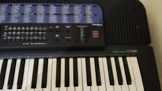 Teclado Casio CT-680