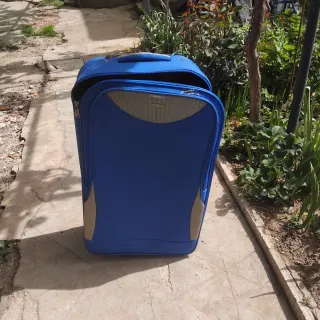 Maleta mediana azul
