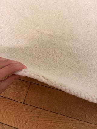 Alfombra Zara Home Beige ( 93% Lana )
