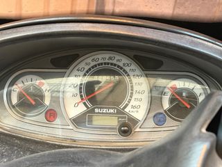 Suzuki Burgman 200 UH 2010