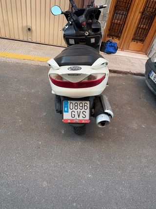 Suzuki Burgman 200 UH 2010