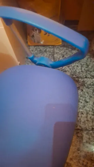 Silla de oficina giratoria negra