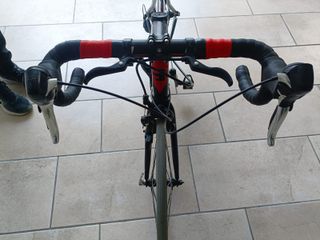 Bicicleta de carretera BH