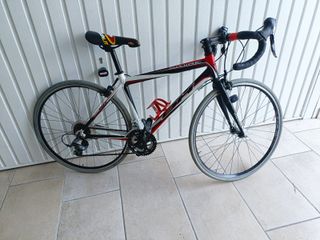 Bicicleta de carretera BH